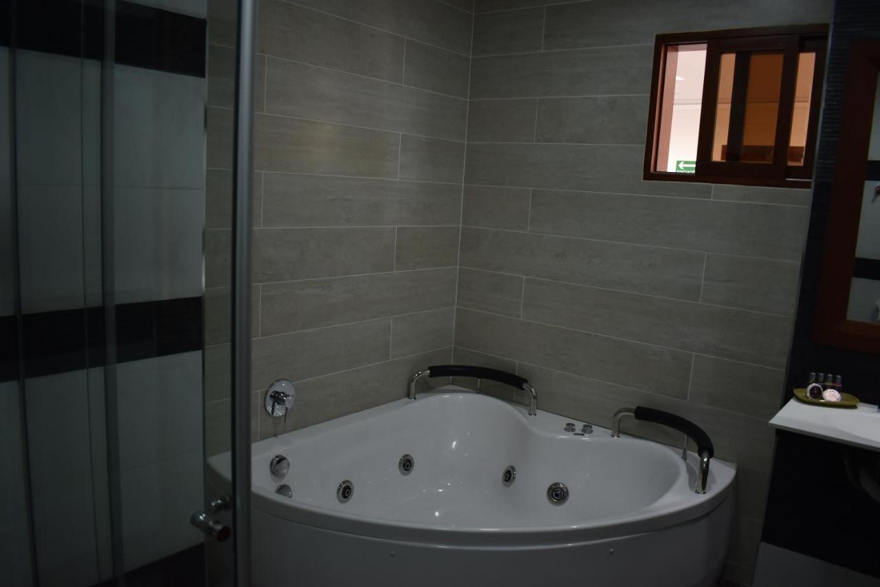 Hotel Boutique Vendimia Tarija Esterno foto